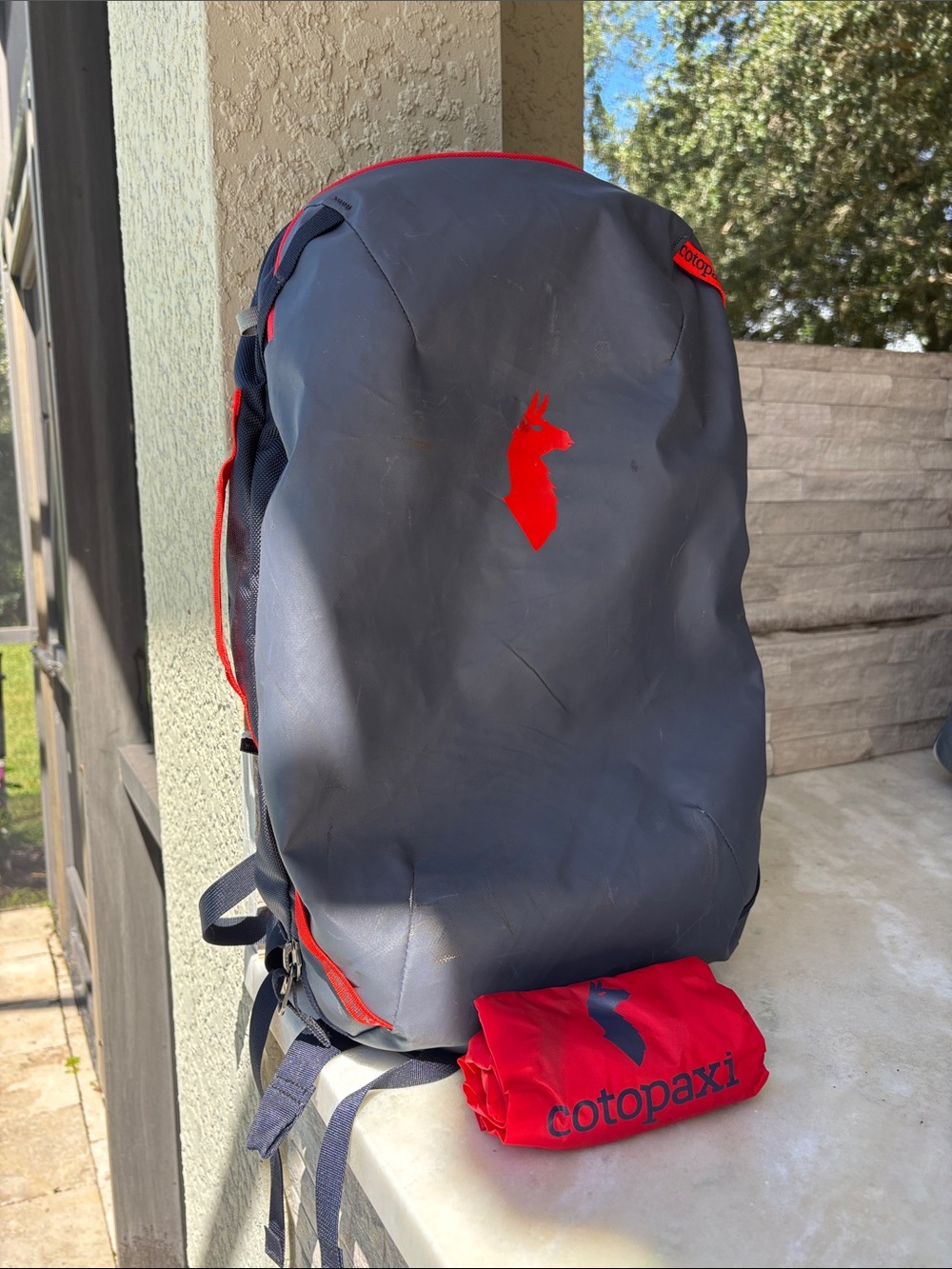 COTOPAXI Slate Gray Allpa 28 Backpack with Red Accents